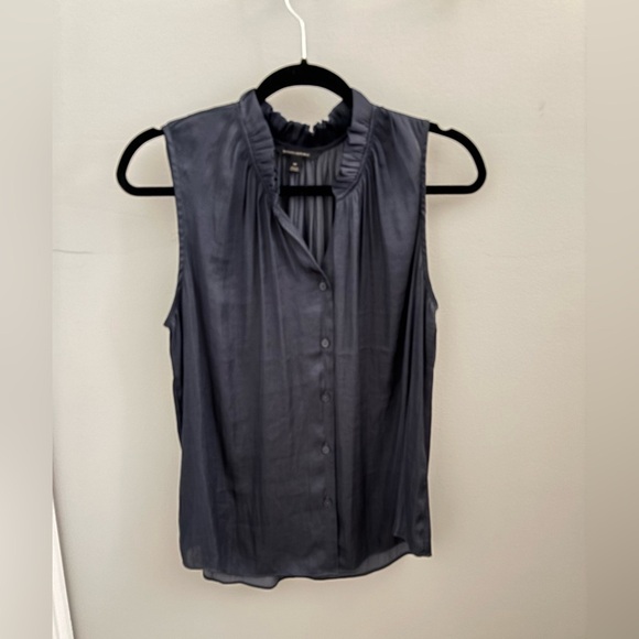 Banana Republic Blue Sleeveless blouse size‎ Medium - Picture 3 of 8